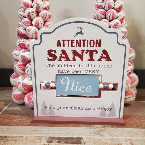 Santa Sign Naughty and Nice Decor-NWT - Picture 1 of 2